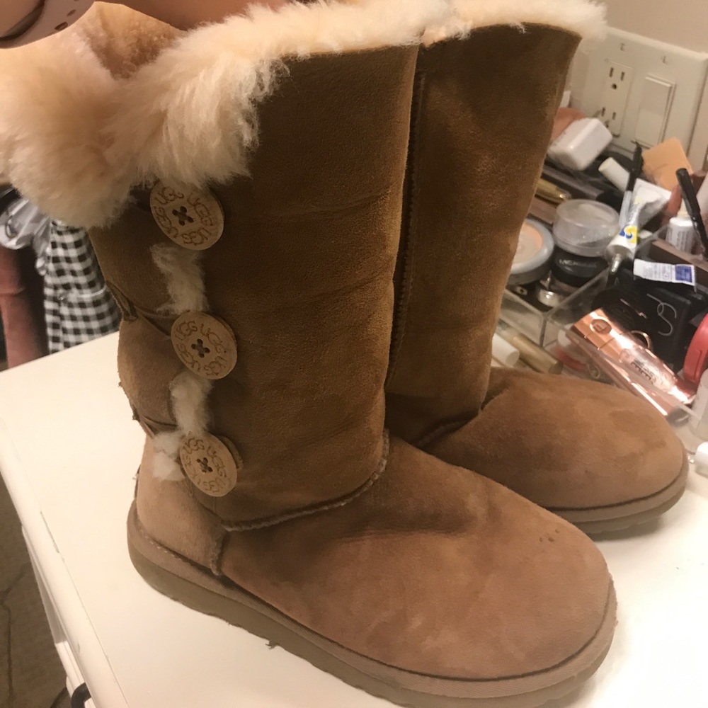 tan ugg boots